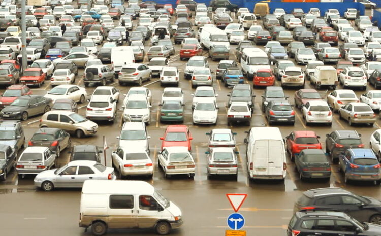  Sanciones a los conductores que infringen las normas de tráfico en centros comerciales